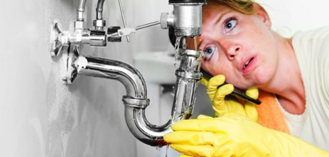 Υδραυλικές-βλάβες-στο-μπάνιο